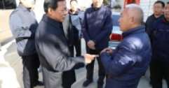 市人大常委會(huì )主任云建東赴玉泉區調研督導燃煤散燒綜合治理工作